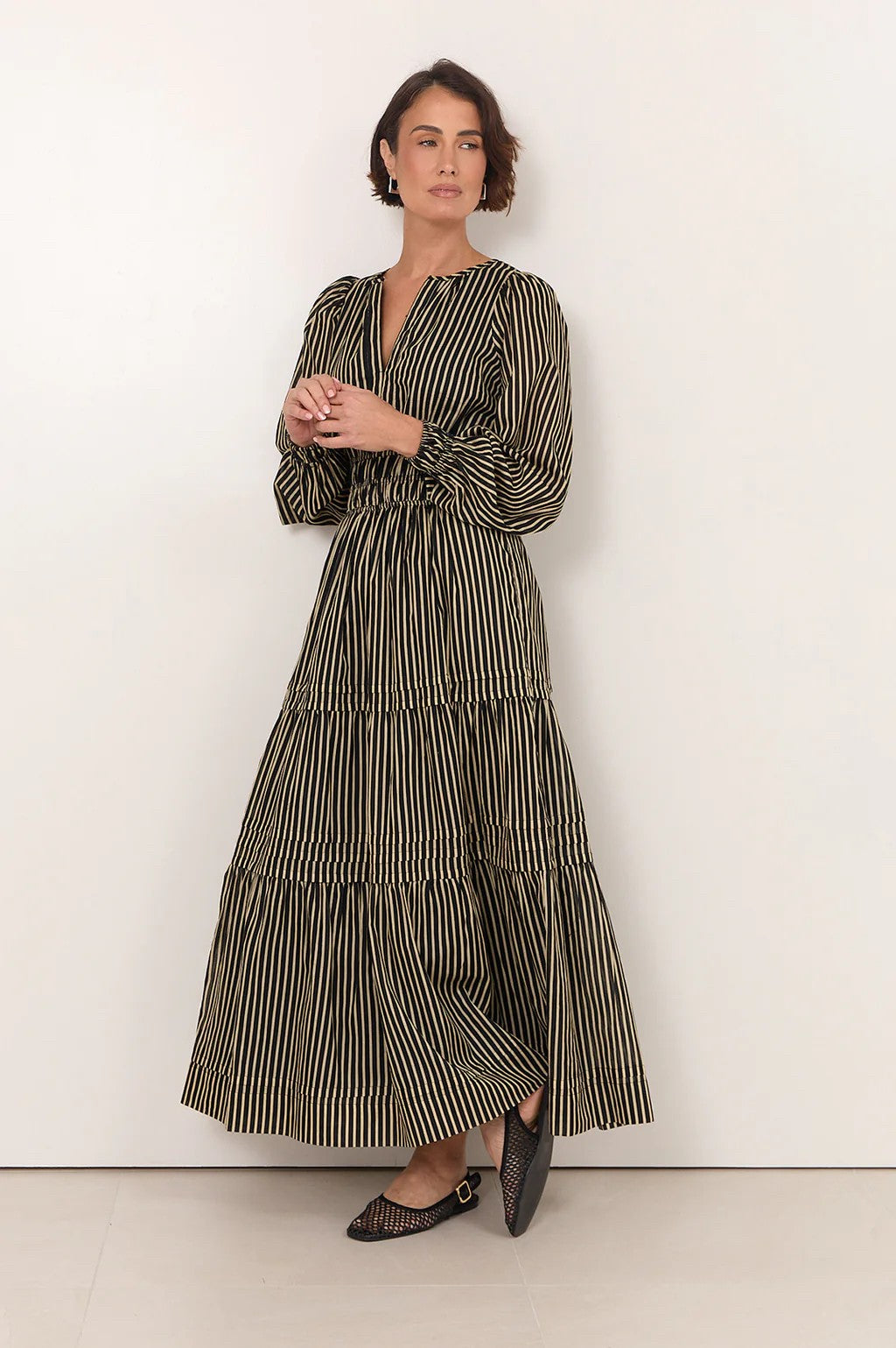 long sleeve black and white striped maxi dress & STRIPE – Hive Grove A sharp oversized collar Women's size:custom size Long Sleeve Blush Pink DR3605