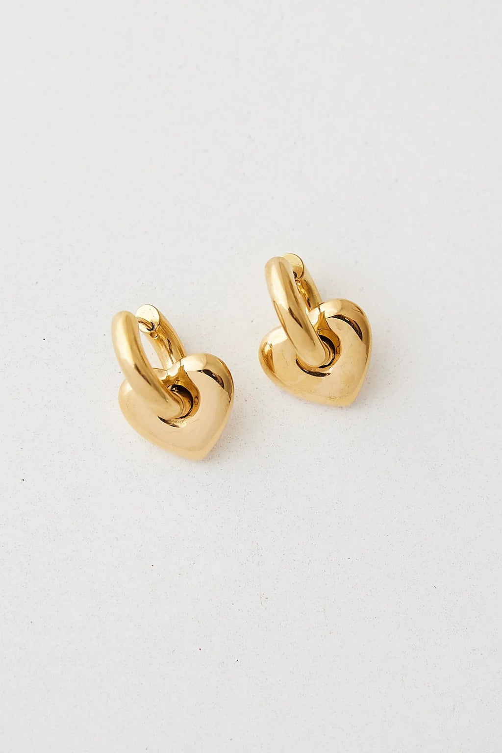 LISA PUFFY HEART EARRINGS (GOLD)
