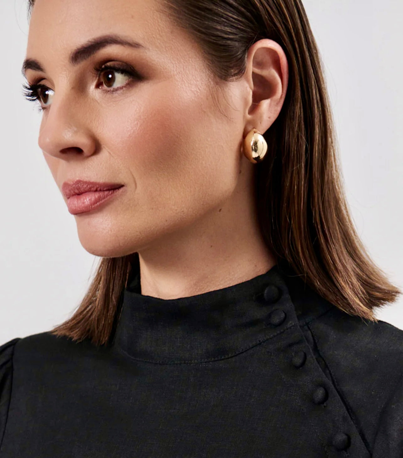 POLISHED CURVED DOME EARRINGS (GOLD)