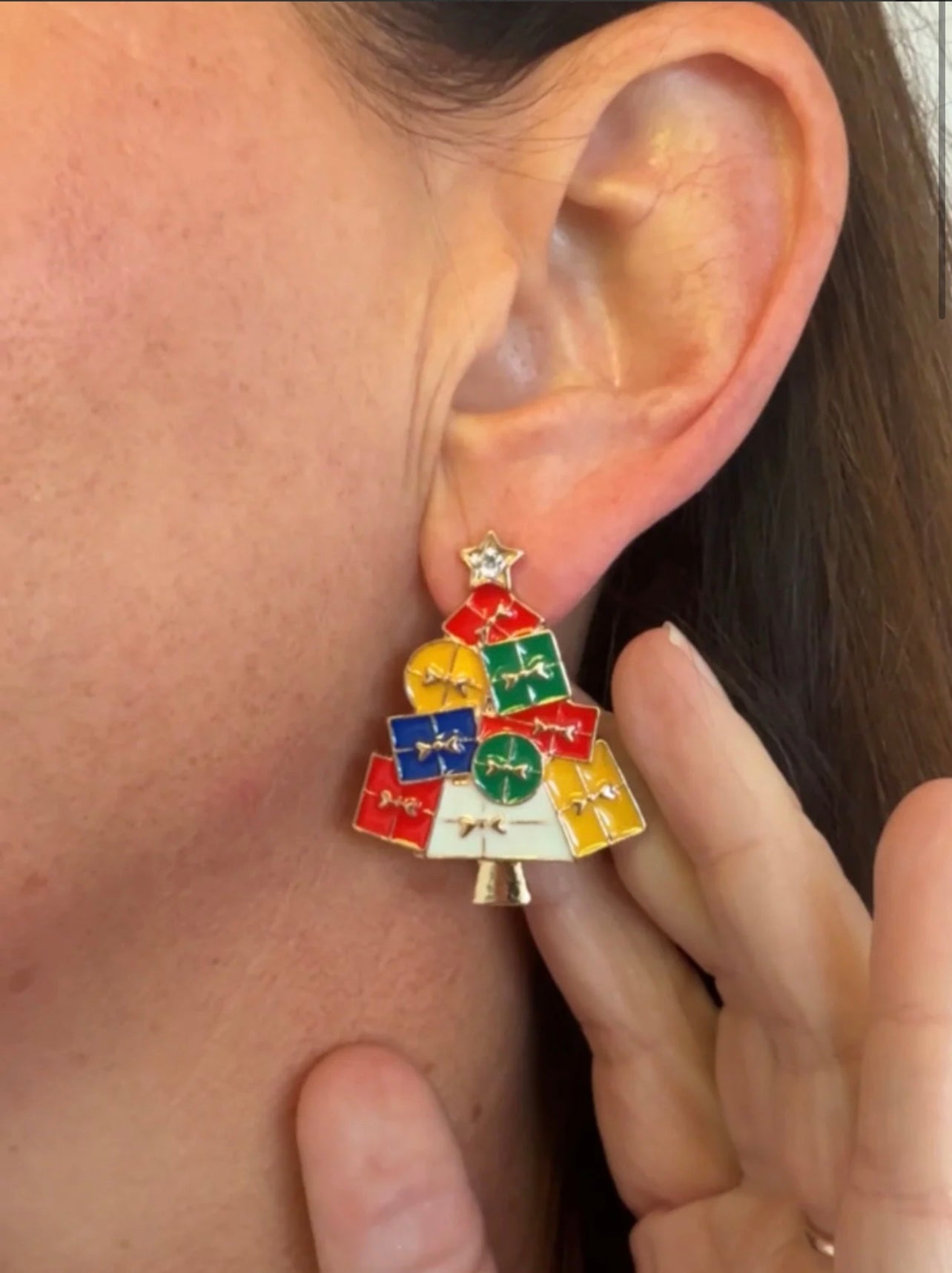 PRESENT TREE CHRISTMAS EARRING IN RED, YELLOW, GREEN & BLUE