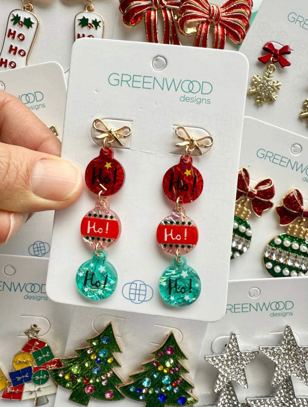BAUBLE & BOW DANGLES CHRISTMAS EARRING IN RED & MINT