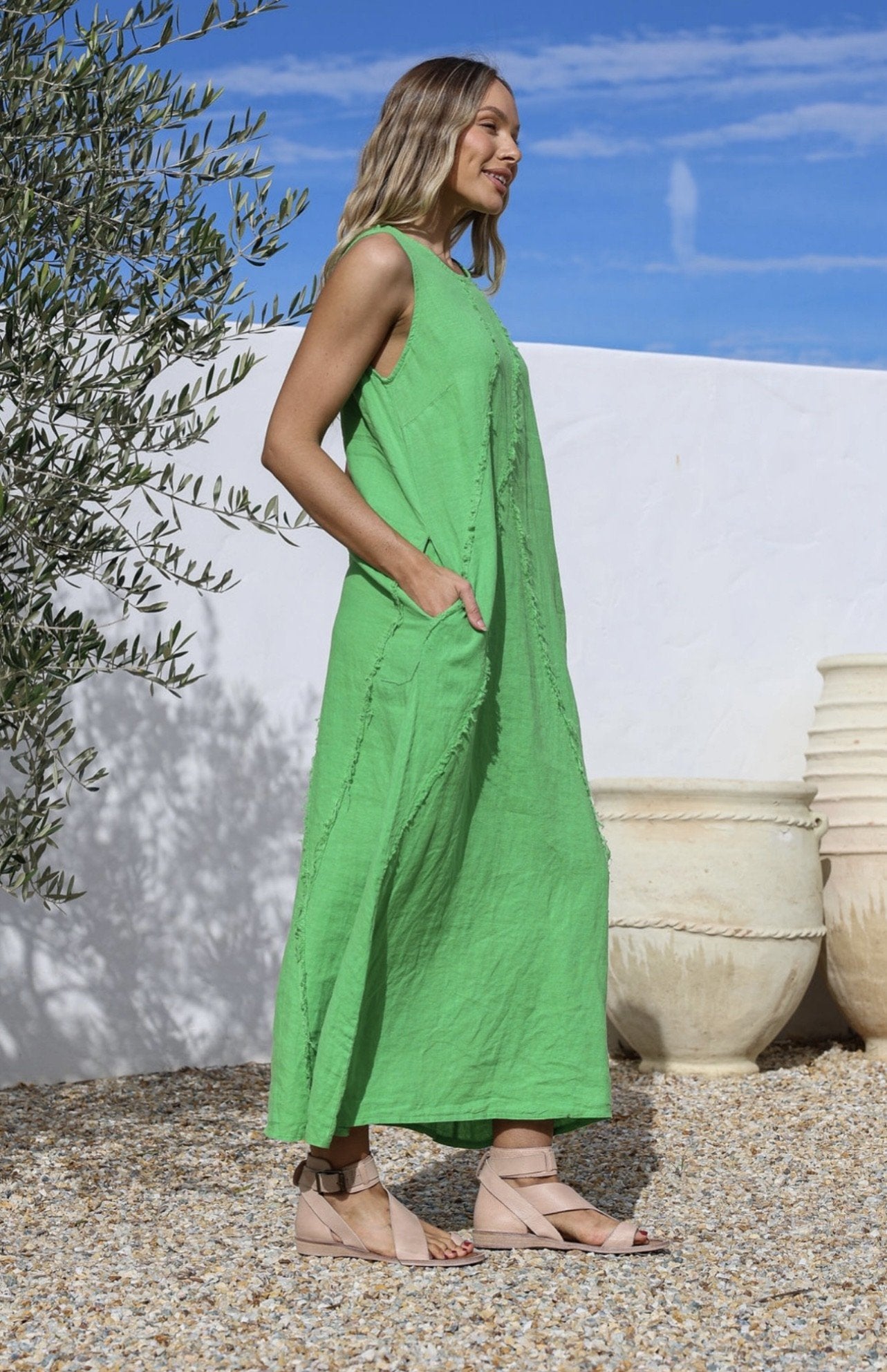 ITALIAN LINEN ROUGH EDGE DRESS BRIGHT GREEN