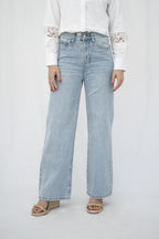 JEANS STRAIGHT LEG