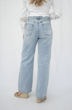 JEANS STRAIGHT LEG
