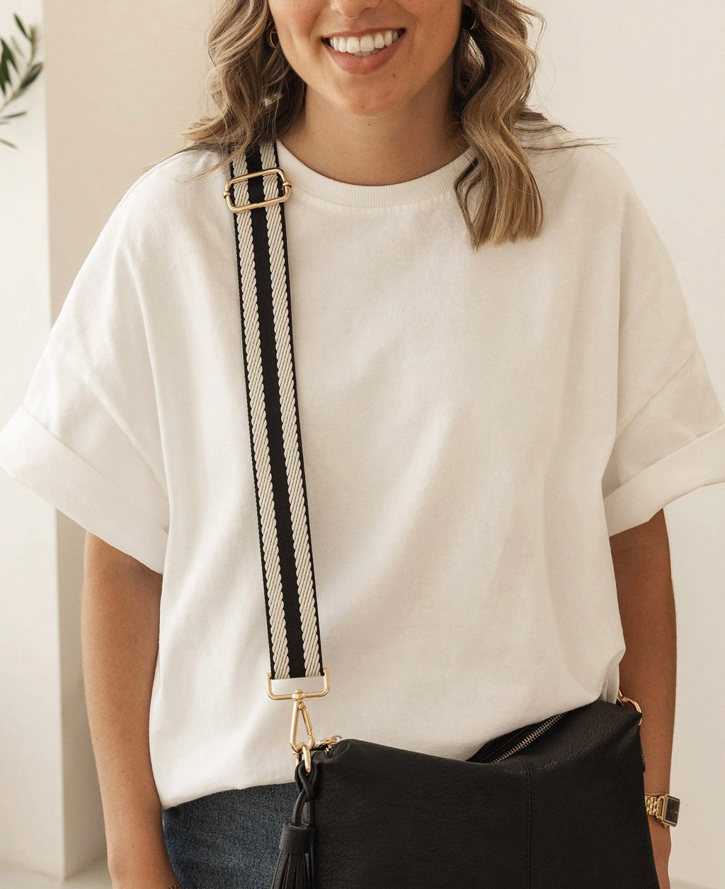 LOUENHIDE DAISY BLACK STRIPE CROSSBODY BAG