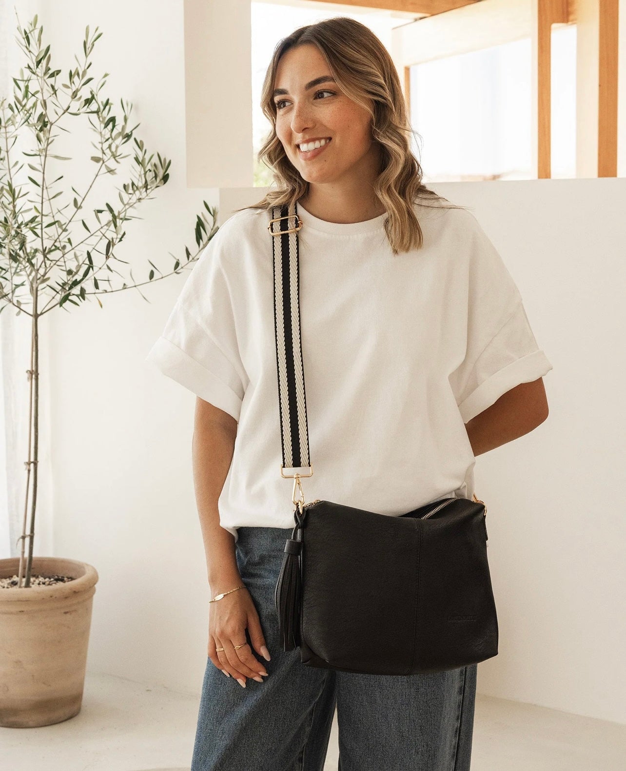 LOUENHIDE DAISY BLACK STRIPE CROSSBODY BAG