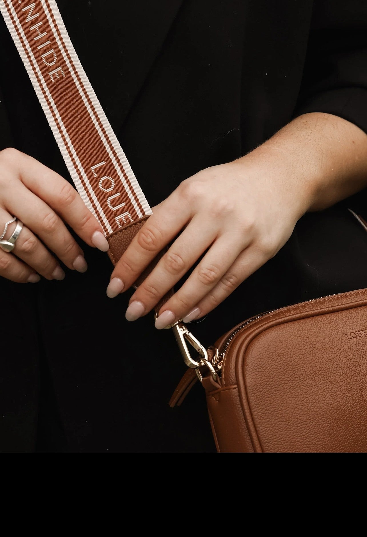 LOUENHIDE BIANCA CROSSBODY BAG TAN