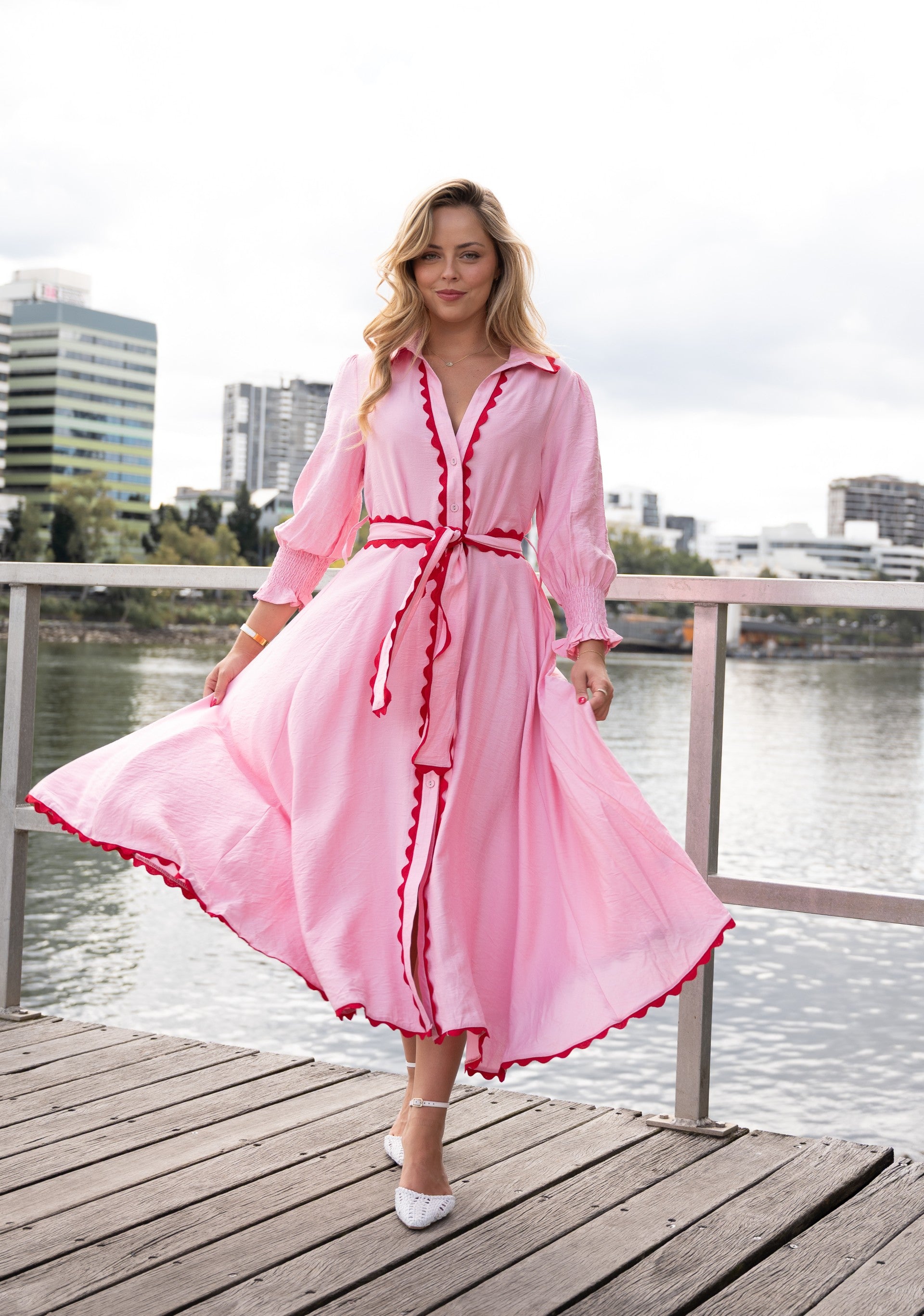 MIDI LIGHT PINK WITH RED RIC RAC