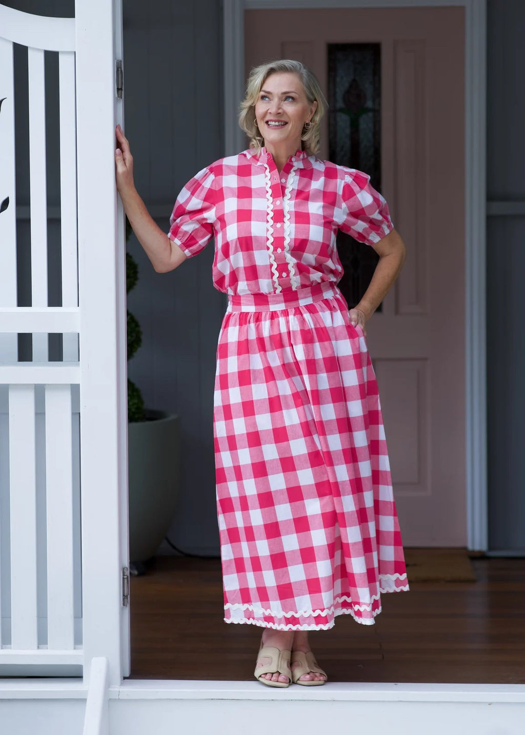 GINGHAM PINK AND WHITE SKIRT