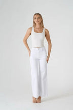 WHITE JEANS