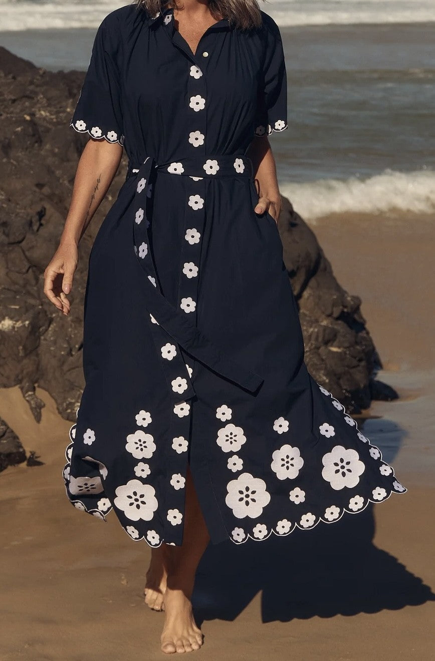 NAVY AND EMBRODERY WHITE MATILDA COLLARED DRESS